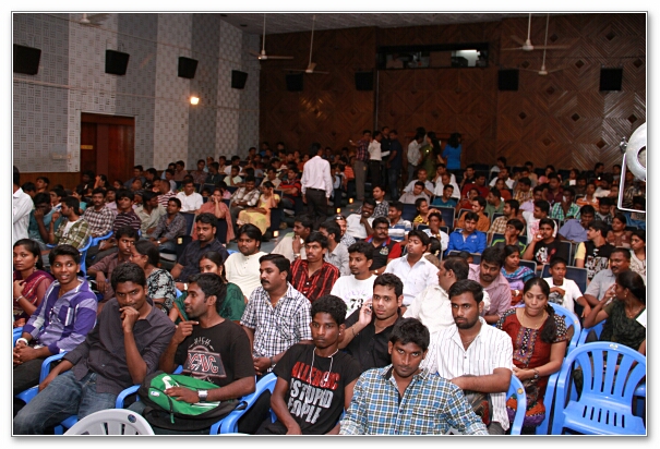 BEHINDWOODS ORU KAL ORU KANNADI CONTEST - IMAGES